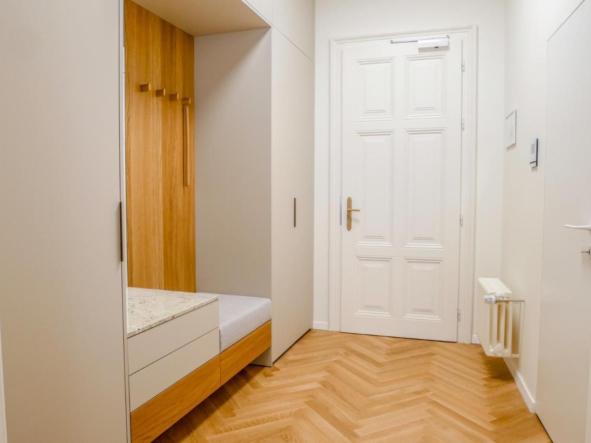 ברטיסלאבה Laurinska 1 Apartments מראה חיצוני תמונה