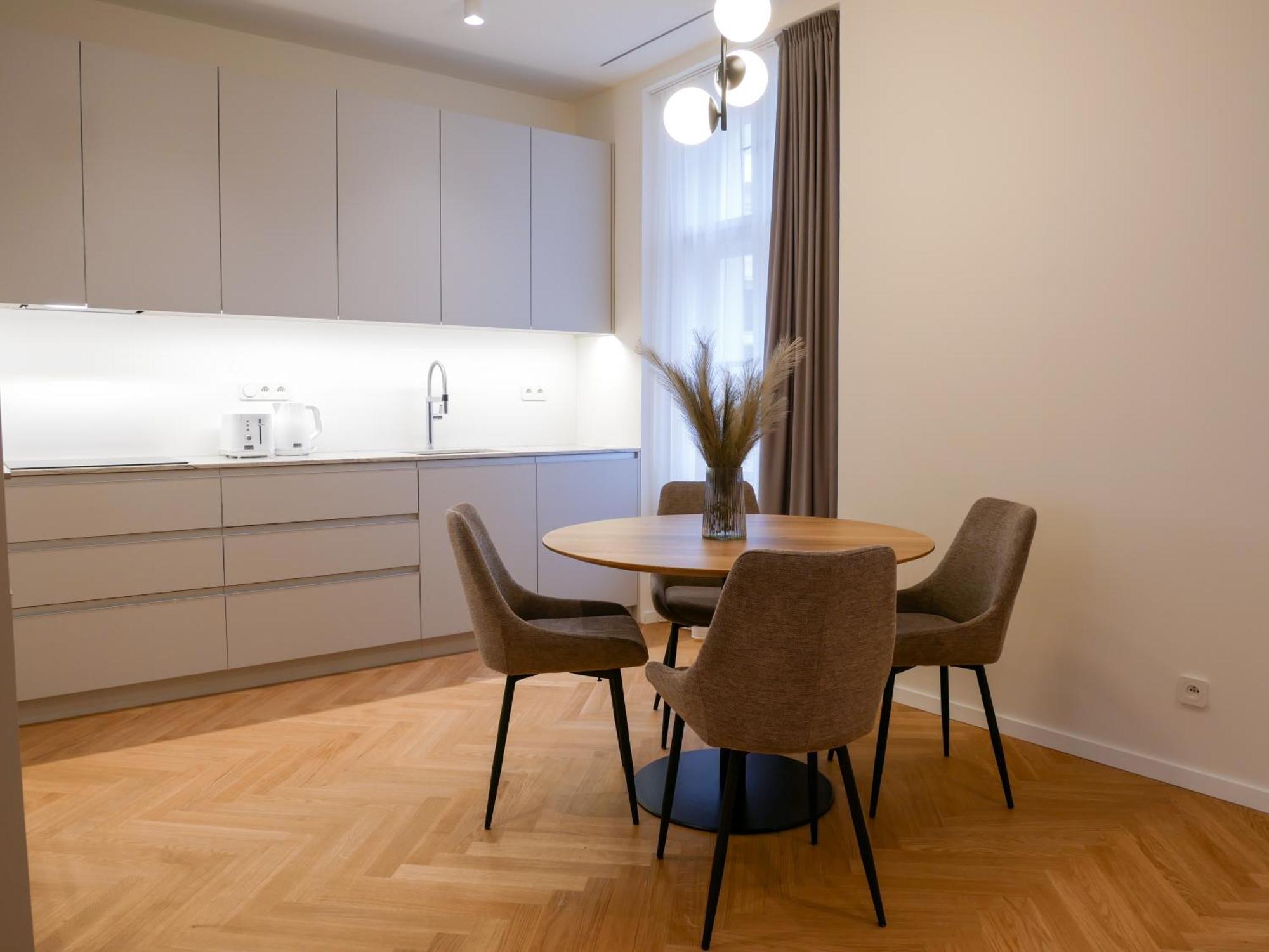 ברטיסלאבה Laurinska 1 Apartments מראה חיצוני תמונה
